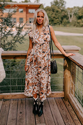 Winery Welcome Floral Midi in Camel
