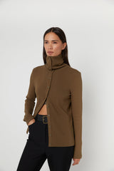 BUTTON UP TURTLENECK