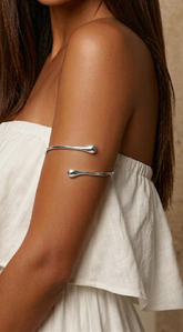 Simplicity Arm Cuff bracelet - Silver
