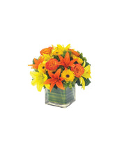 Lovely Lily & Rose Bouquet for Fall bloomexusa