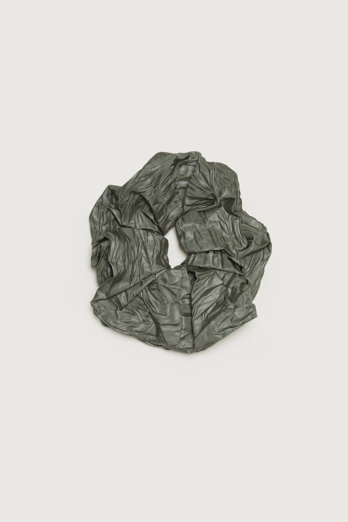 CRINKLED OVERSIZED HAIR SCRUNCHIE