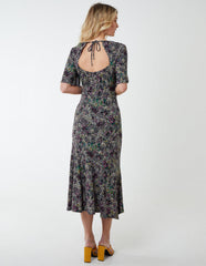 Angel Sleeve Tiered Midi Dress