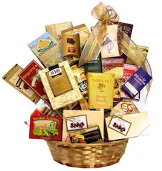 Gourmet Delight Gift Basket bloomexusa