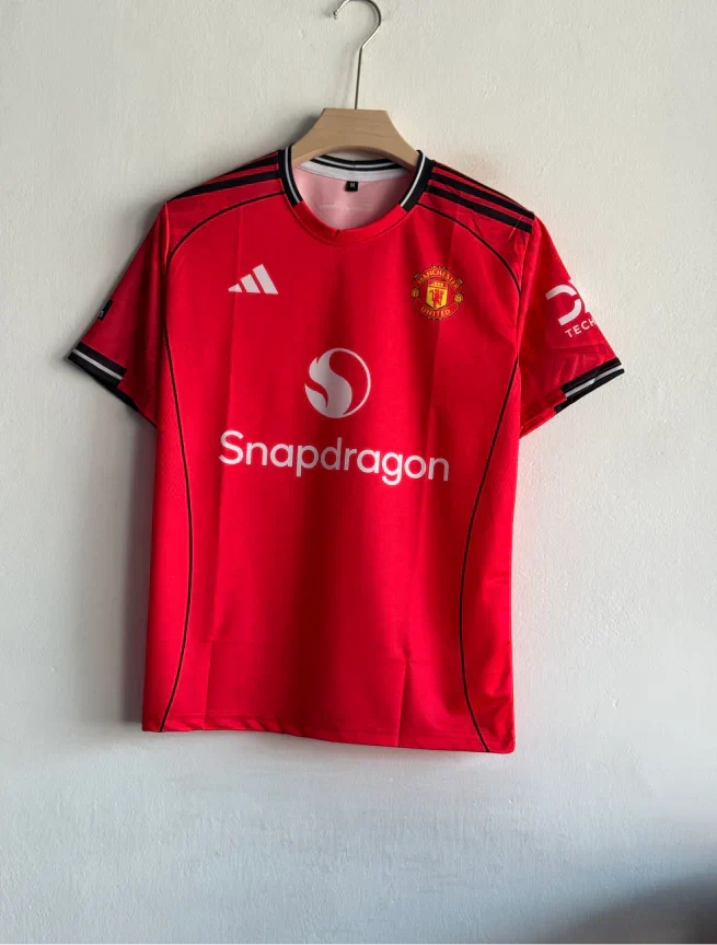 MANCHESTER UNITED 2025-26 HOME KIT MARTINEZ