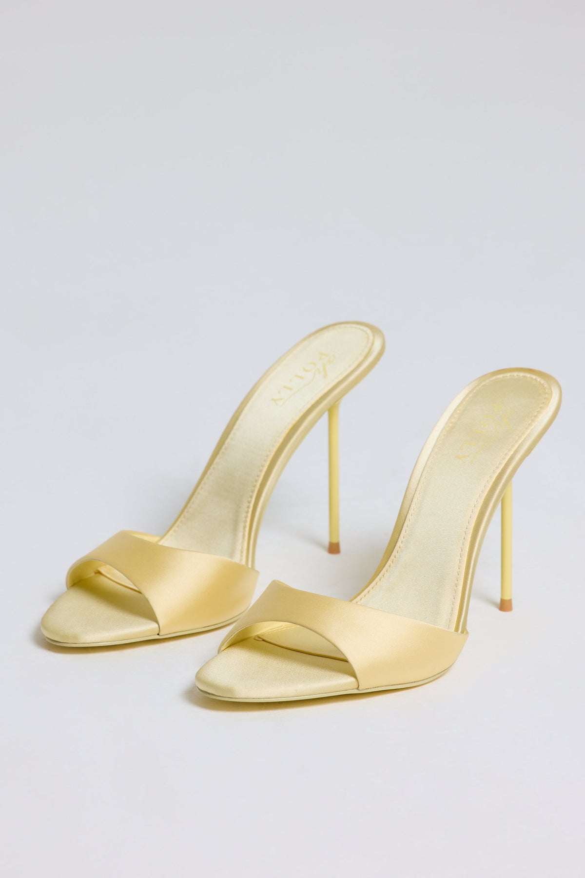 Heeled Mule Sandal in Butter Yellow